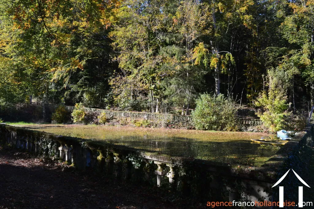 Château for sale limousin, Li724 Image - 35