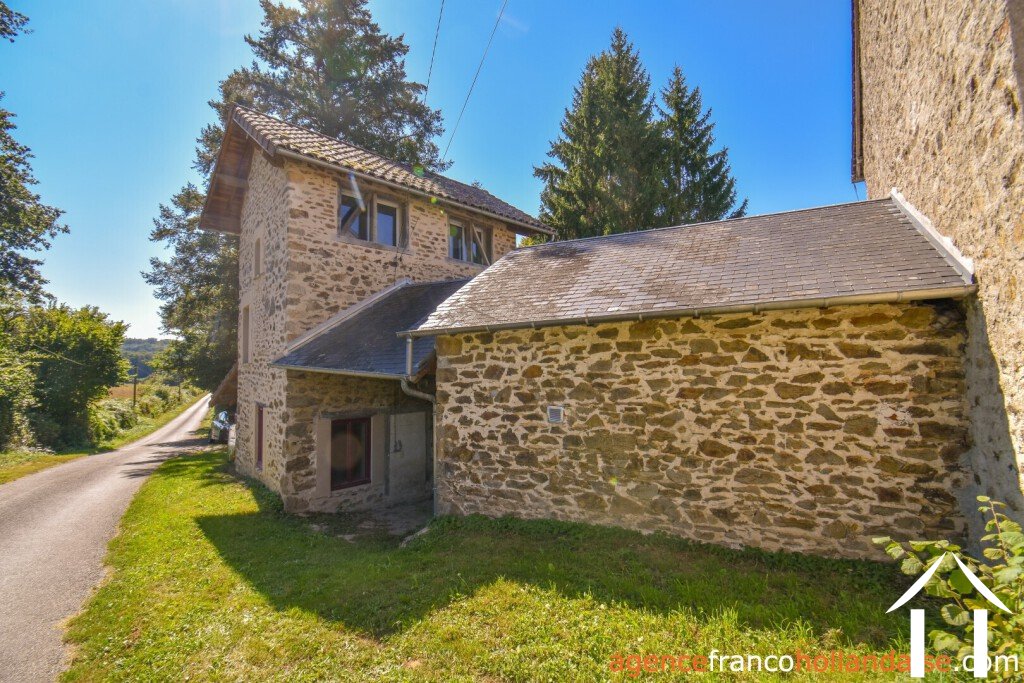 House with guest house for sale neuvic entier, limousin, Li849 Image - 18