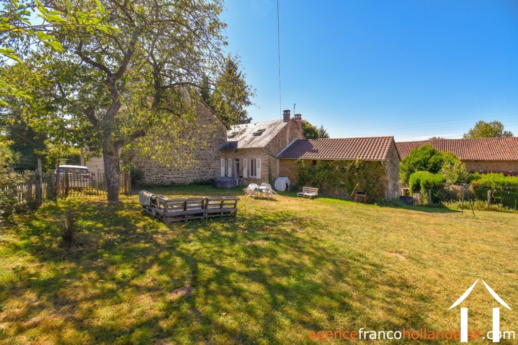 House with guest house for sale neuvic entier, limousin, Li849 Image - 36