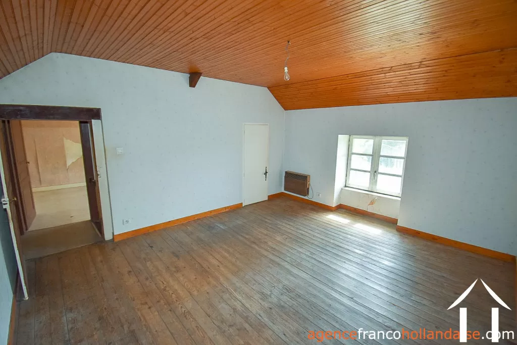 Village house for sale linards, limousin, Li856 Image - 39