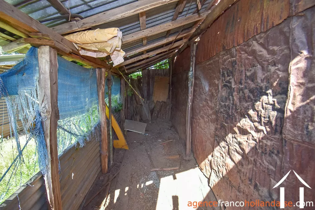 Village house for sale linards, limousin, Li856 Image - 85