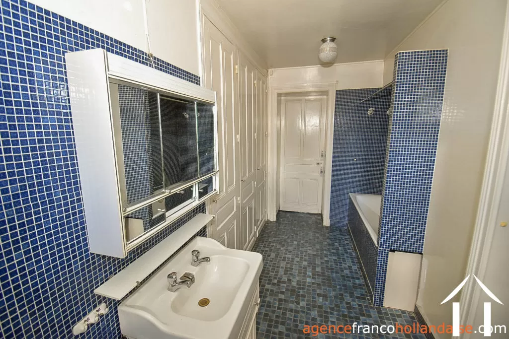 House with guest house for sale bourganeuf, limousin, Li887 Image - 16