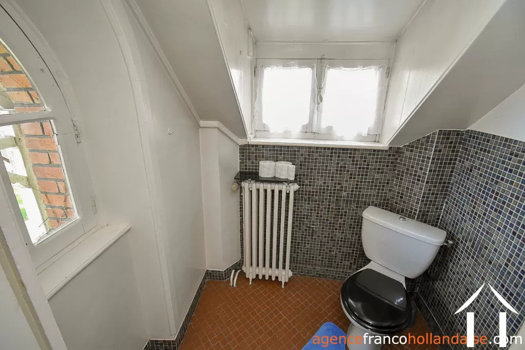 House with guest house for sale bourganeuf, limousin, Li887 Image - 20