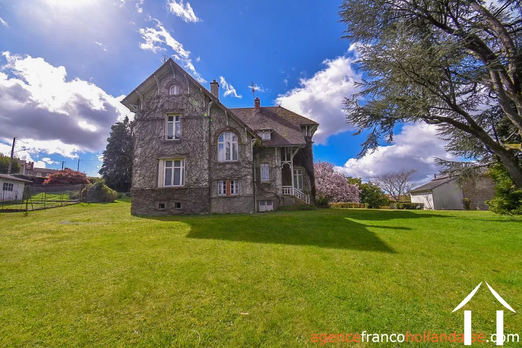House with guest house for sale bourganeuf, limousin, Li887 Image - 34