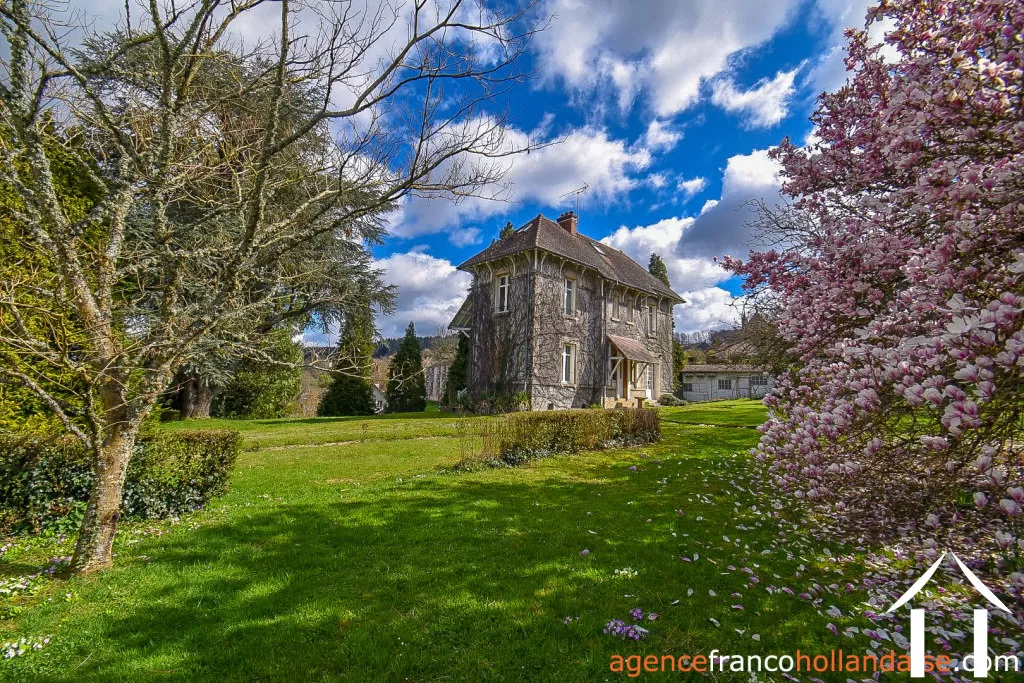 House with guest house for sale bourganeuf, limousin, Li887 Image - 35