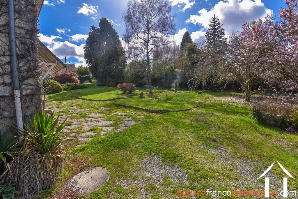 House with guest house for sale bourganeuf, limousin, Li887 Image - 29