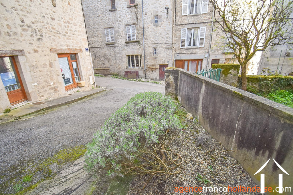 Village house for sale eymoutiers, limousin, Li892 Image - 33