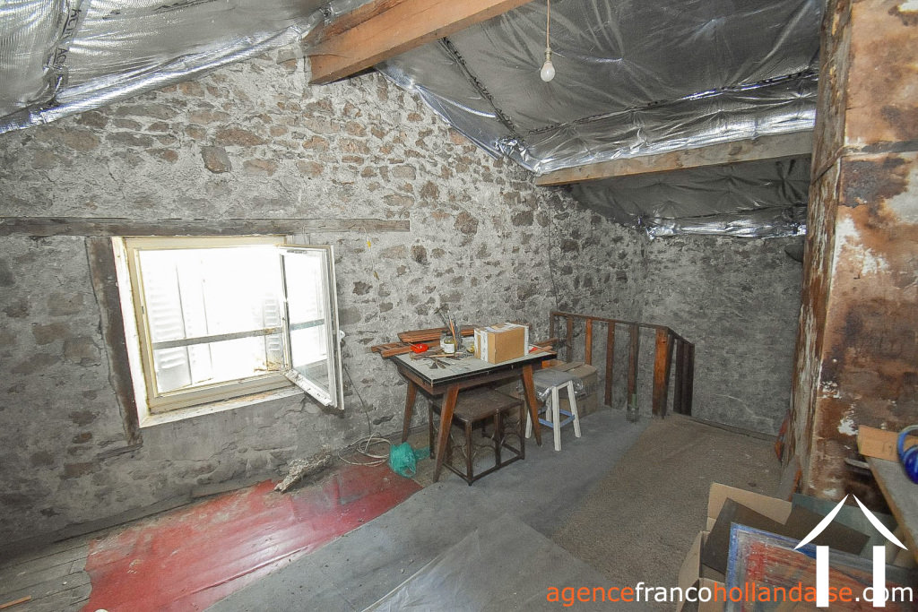 Village house for sale eymoutiers, limousin, Li892 Image - 23