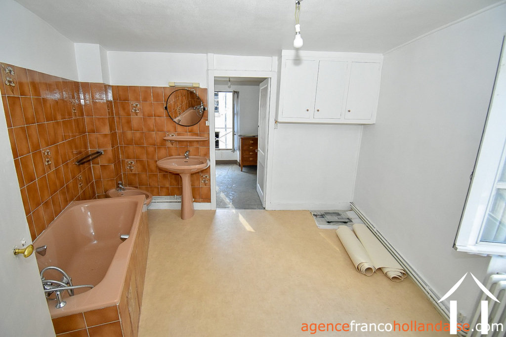 Village house for sale eymoutiers, limousin, Li892 Image - 16