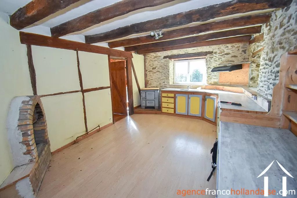 House for sale la croisille sur briance, limousin, Li895 Image - 17