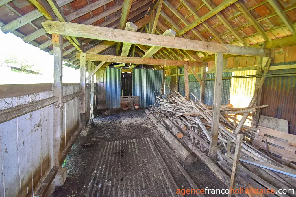 House for sale sussac, limousin, Li896 Image - 38
