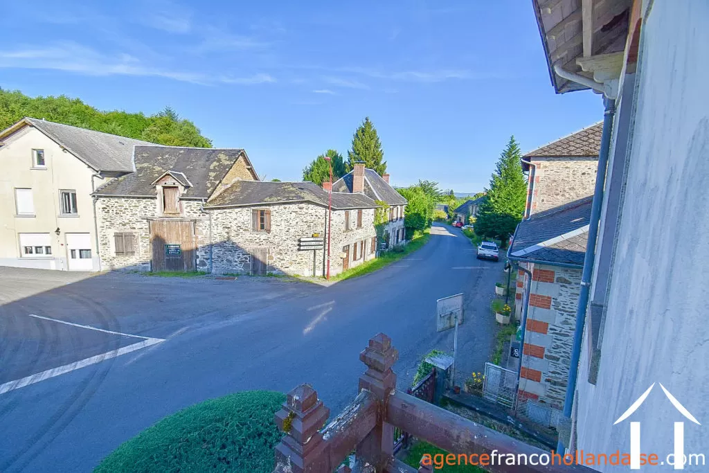 Village house for sale surdoux, limousin, Li917 Image - 18