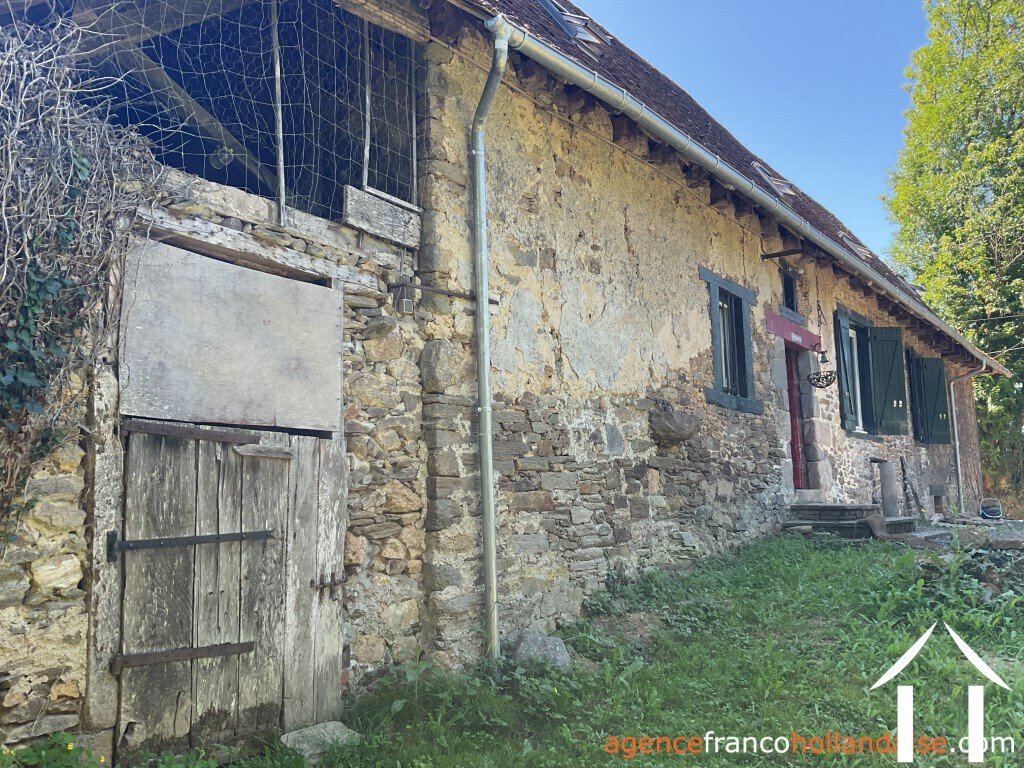 House for sale beyssenac, limousin, Li929 Image - 56