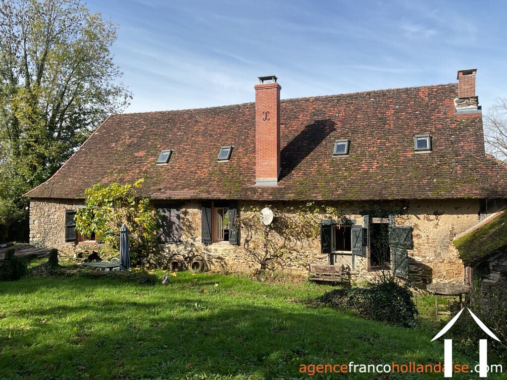 House for sale beyssenac, limousin, Li929 Image - 1