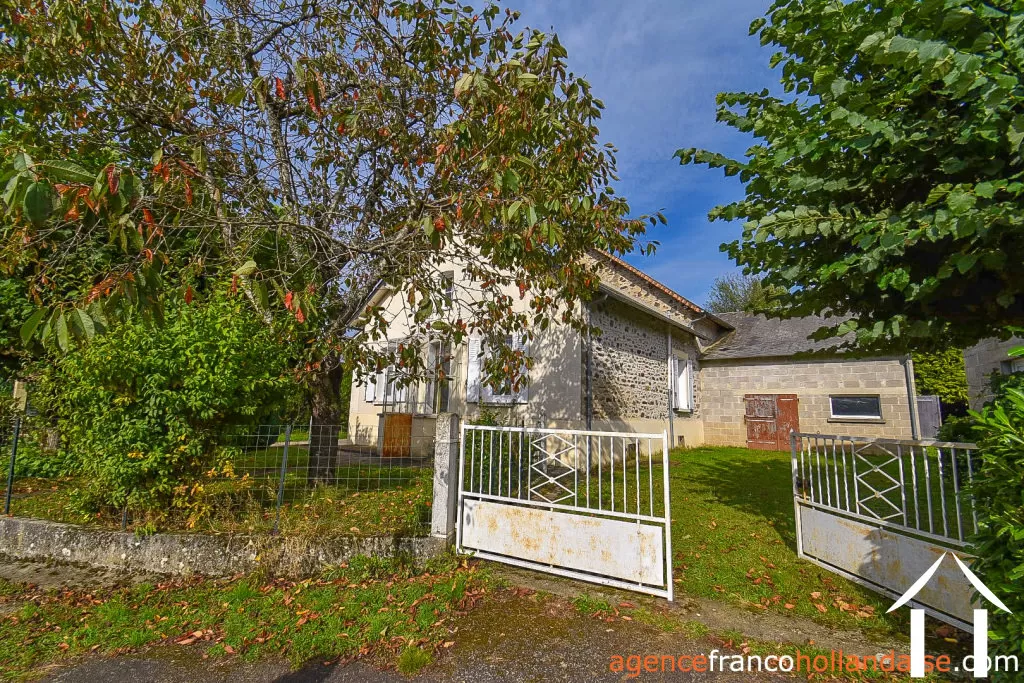 House for sale la porcherie, limousin, Li939 Image - 67
