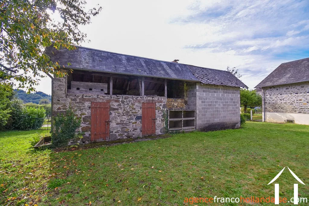 House for sale la porcherie, limousin, Li939 Image - 43