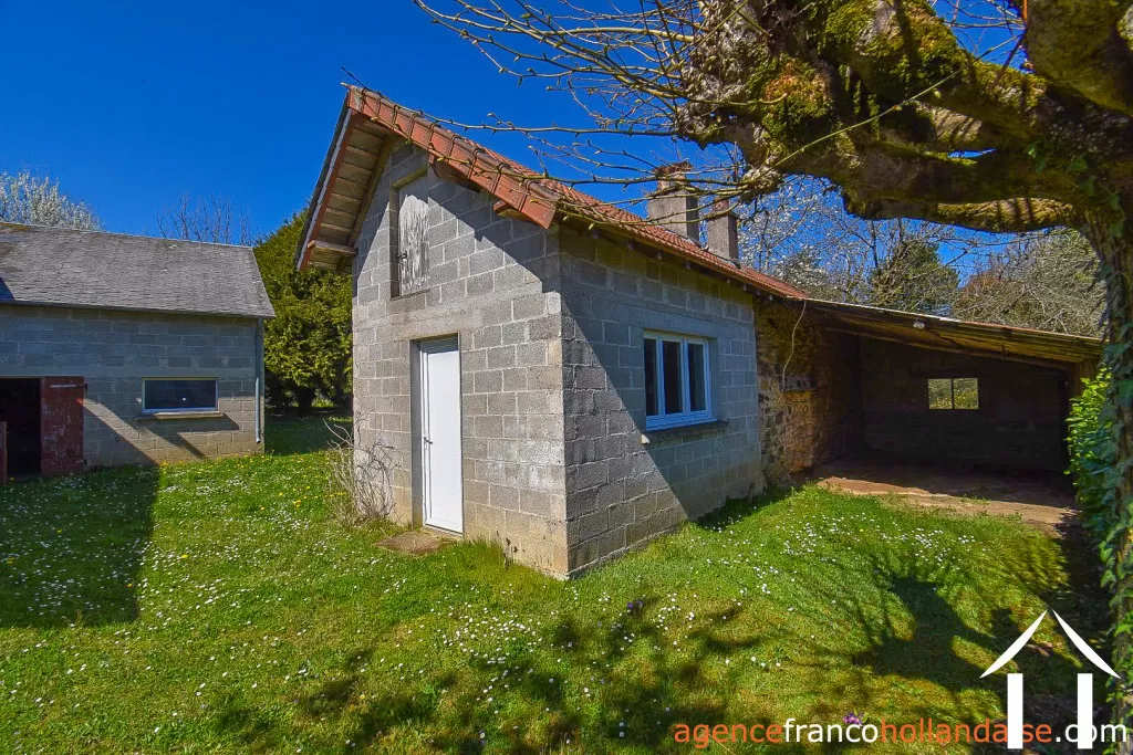 House for sale la porcherie, limousin, Li939 Image - 44
