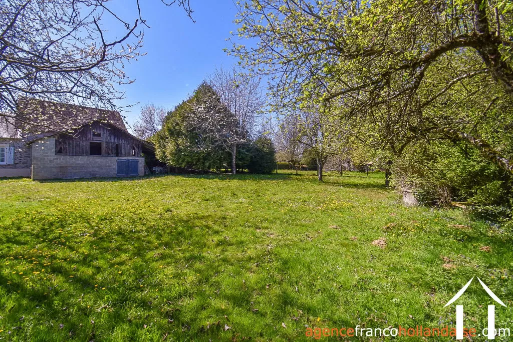 House for sale la porcherie, limousin, Li939 Image - 56
