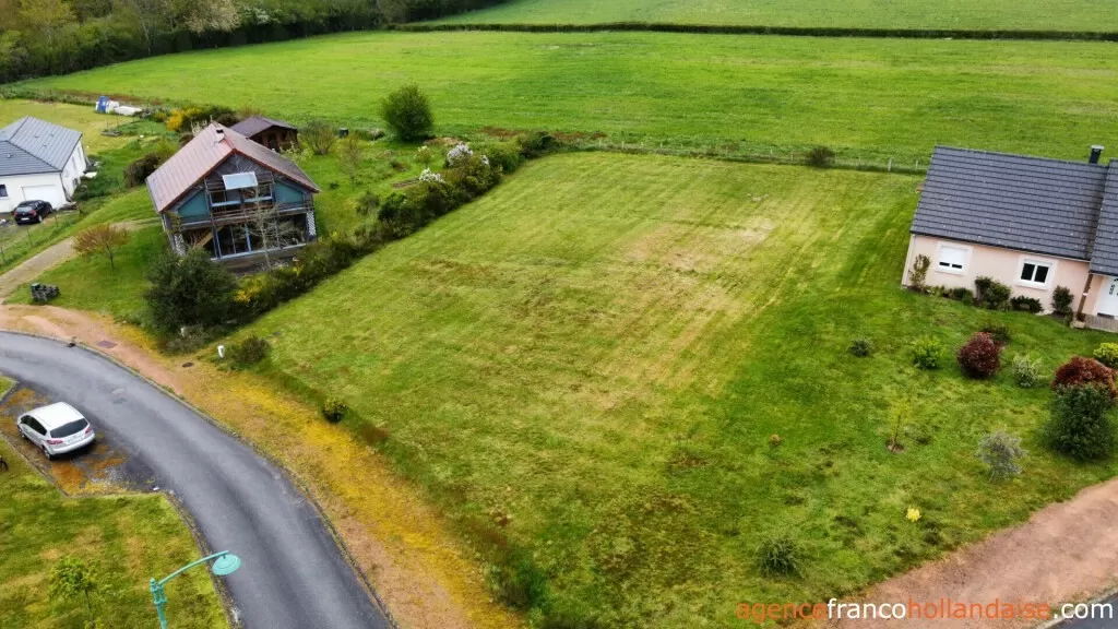 Building land for sale soumans, limousin, Li941 Image - 1