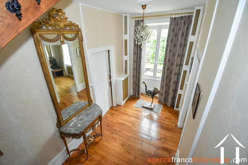 Manor House for sale ussel, auvergne, Li944 Image - 31