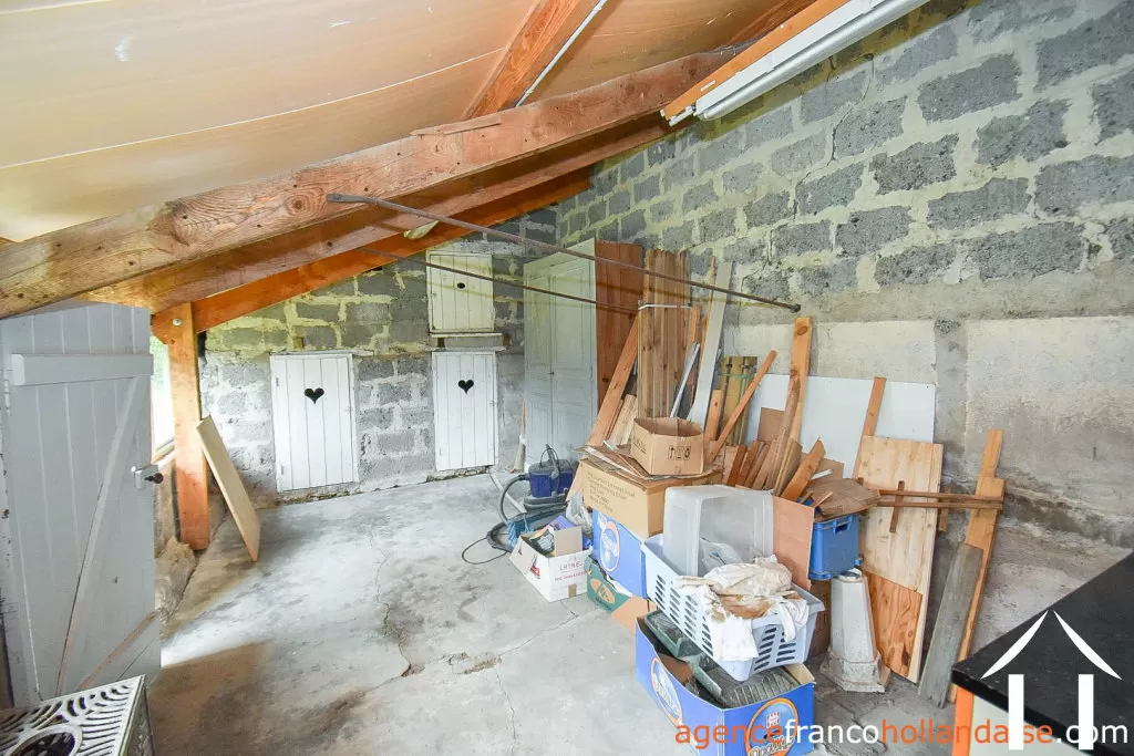 Manor House for sale ussel, auvergne, Li944 Image - 66