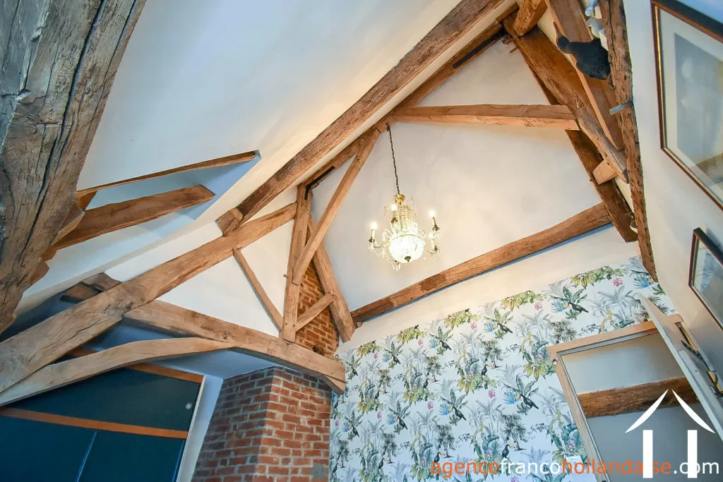 House with guest house for sale , Li953 Image - 36