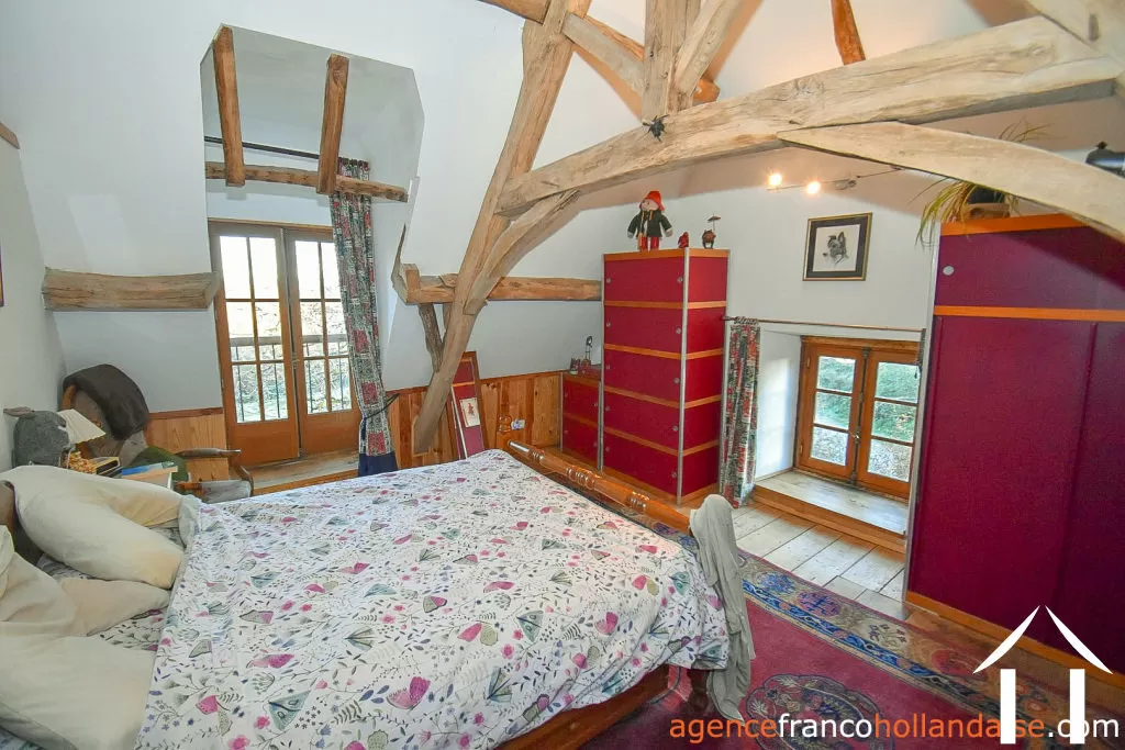 House with guest house for sale , Li953 Image - 15