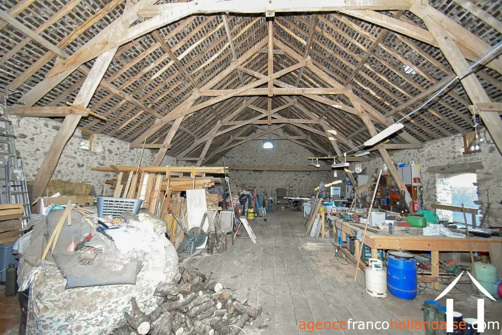 House with guest house for sale , Li953 Image - 53