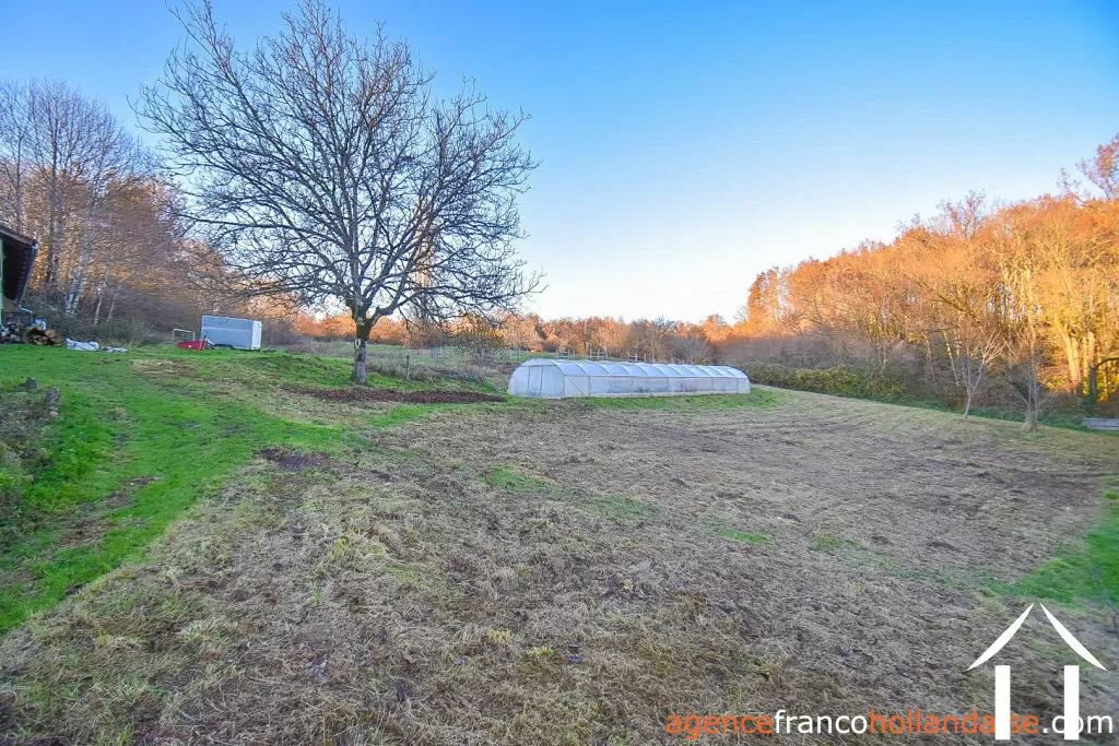 House with guest house for sale , Li953 Image - 82