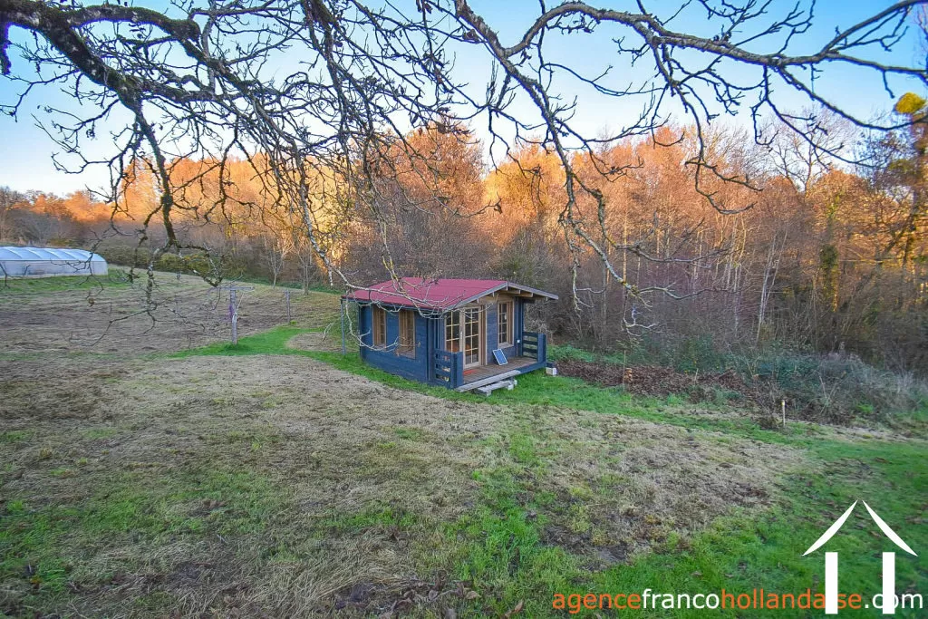 House with guest house for sale , Li953 Image - 87