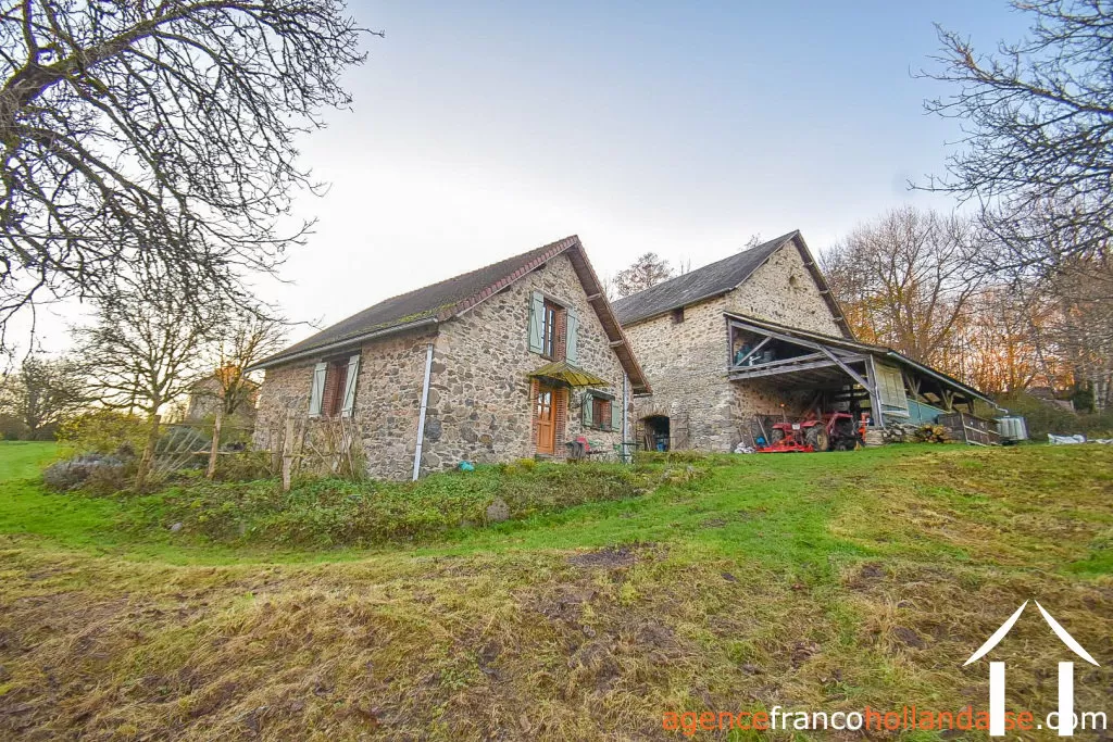 House with guest house for sale , Li953 Image - 79