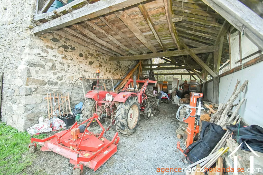 House with guest house for sale , Li953 Image - 59