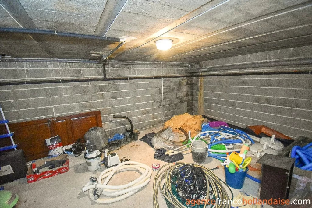 House for sale st germain les belles, limousin, Li955 Image - 23