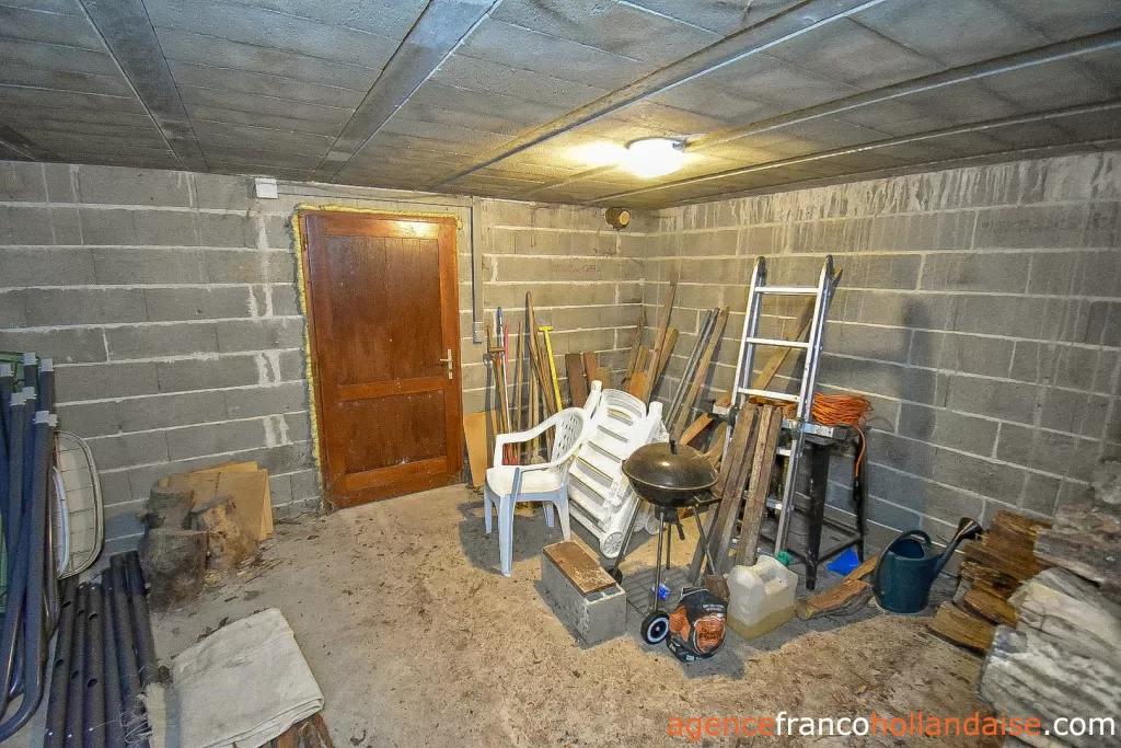 House for sale st germain les belles, limousin, Li955 Image - 25