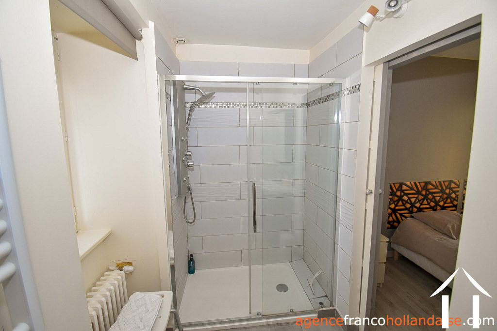 House with guest house for sale la porcherie, limousin, Li956 Image - 13