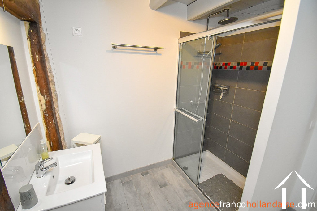 House with guest house for sale la porcherie, limousin, Li956 Image - 19