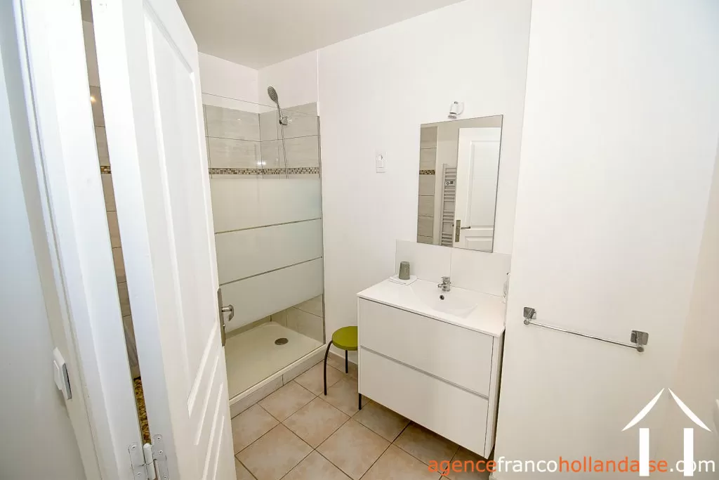 House with guest house for sale la porcherie, limousin, Li956 Image - 27