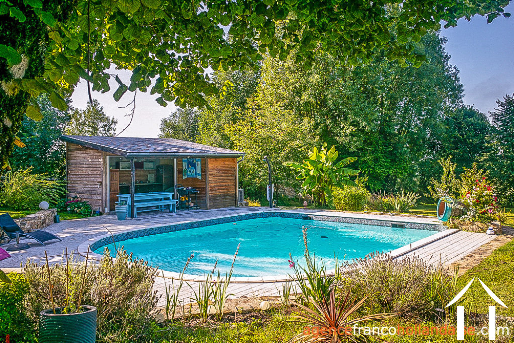 House with guest house for sale la porcherie, limousin, Li956 Image - 35