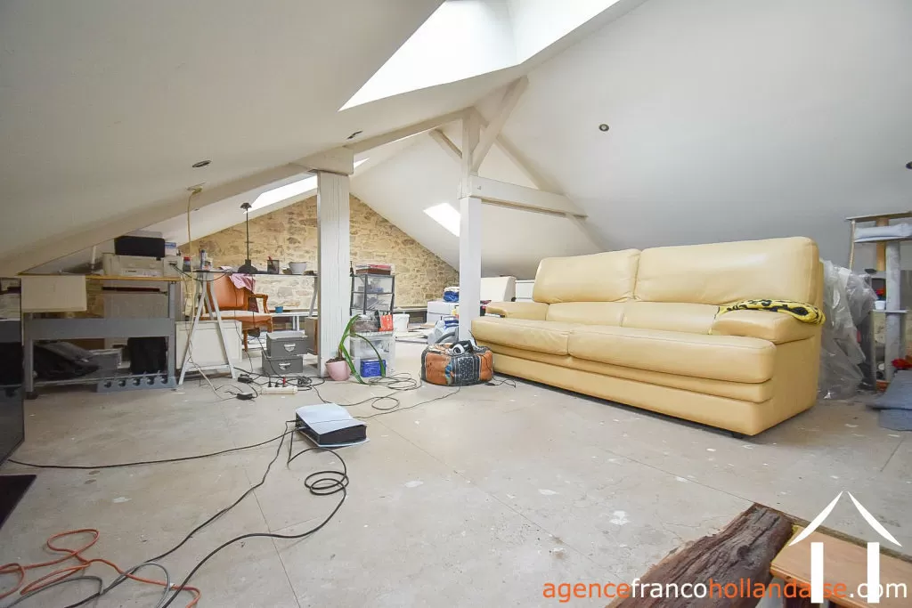 House with guest house for sale la porcherie, limousin, Li956 Image - 5