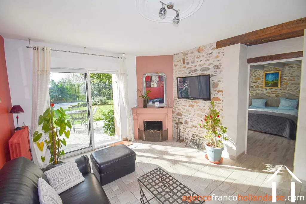 House with guest house for sale la porcherie, limousin, Li956 Image - 43
