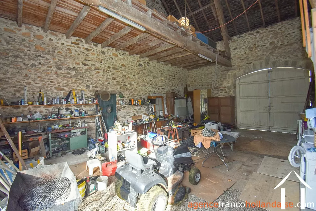 House with guest house for sale la porcherie, limousin, Li956 Image - 46