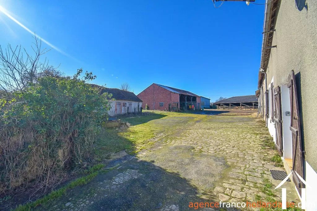 House with guest house for sale parnac, centre, Li963 Image - 94