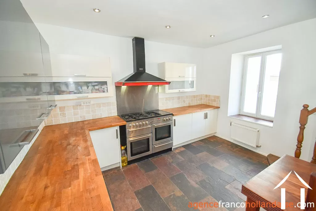 House with guest house for sale parnac, centre, Li963 Image - 3