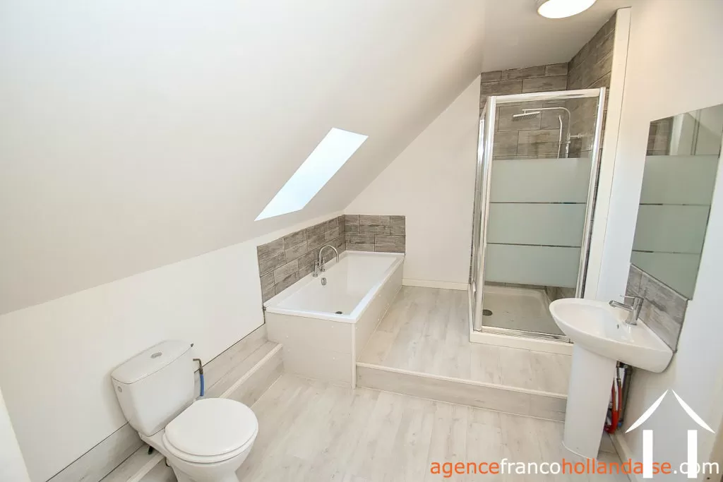 House with guest house for sale parnac, centre, Li963 Image - 21