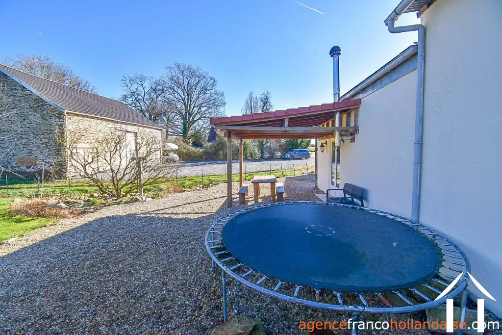 House with guest house for sale parnac, centre, Li963 Image - 58