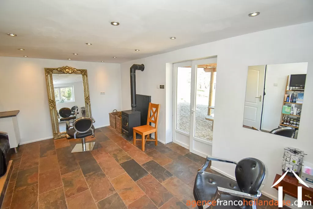 House with guest house for sale parnac, centre, Li963 Image - 61