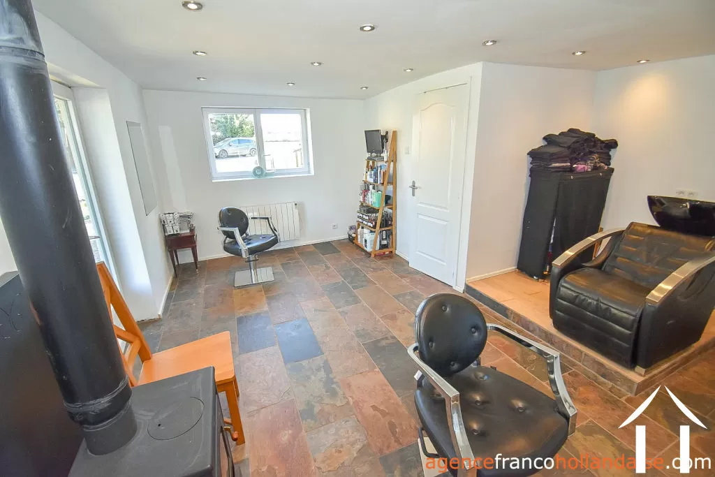 House with guest house for sale parnac, centre, Li963 Image - 62