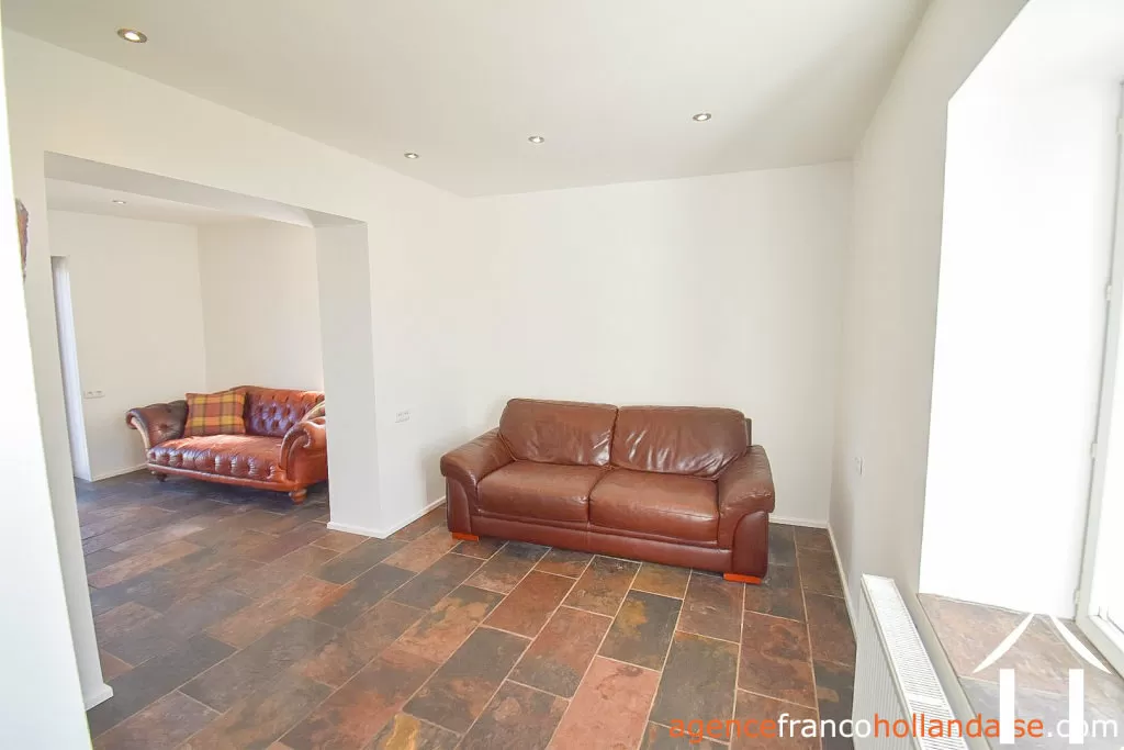 House with guest house for sale parnac, centre, Li963 Image - 11
