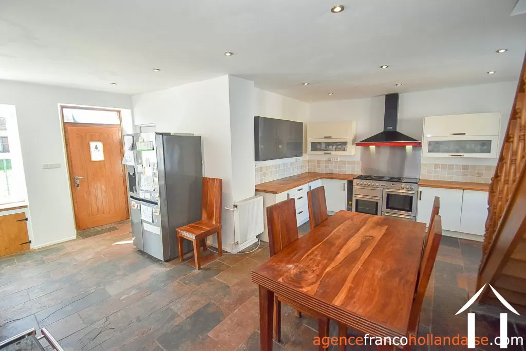 House with guest house for sale parnac, centre, Li963 Image - 4