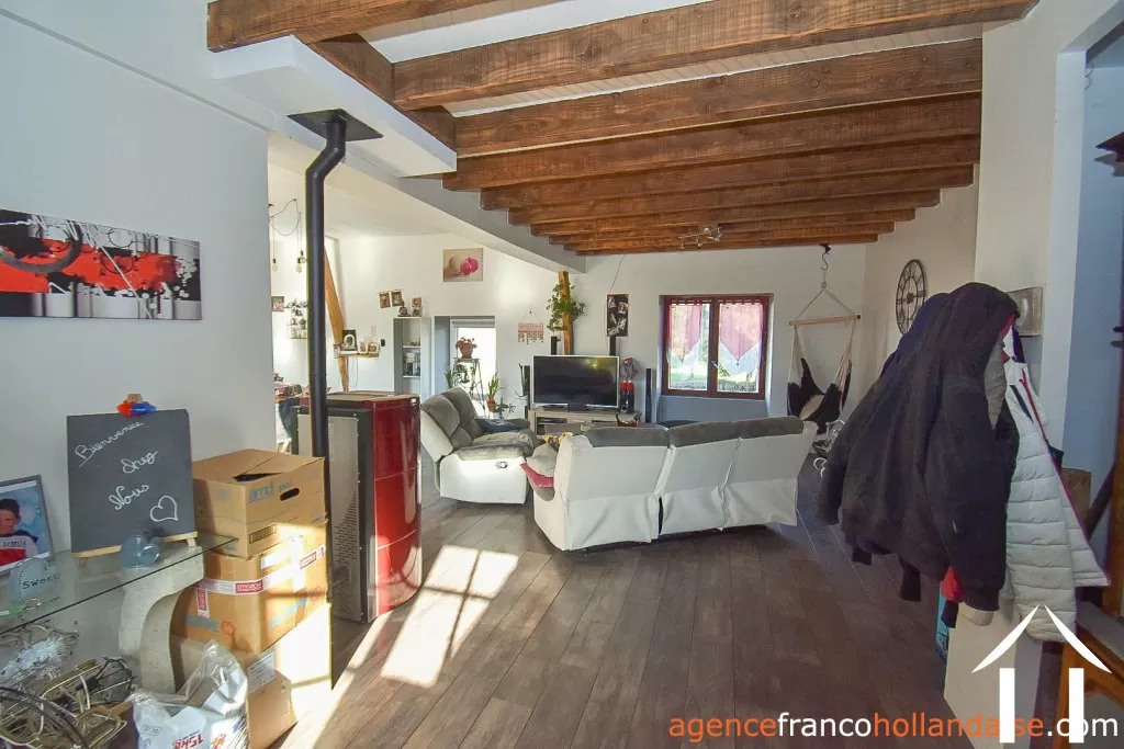 House for sale , Li965 Image - 12